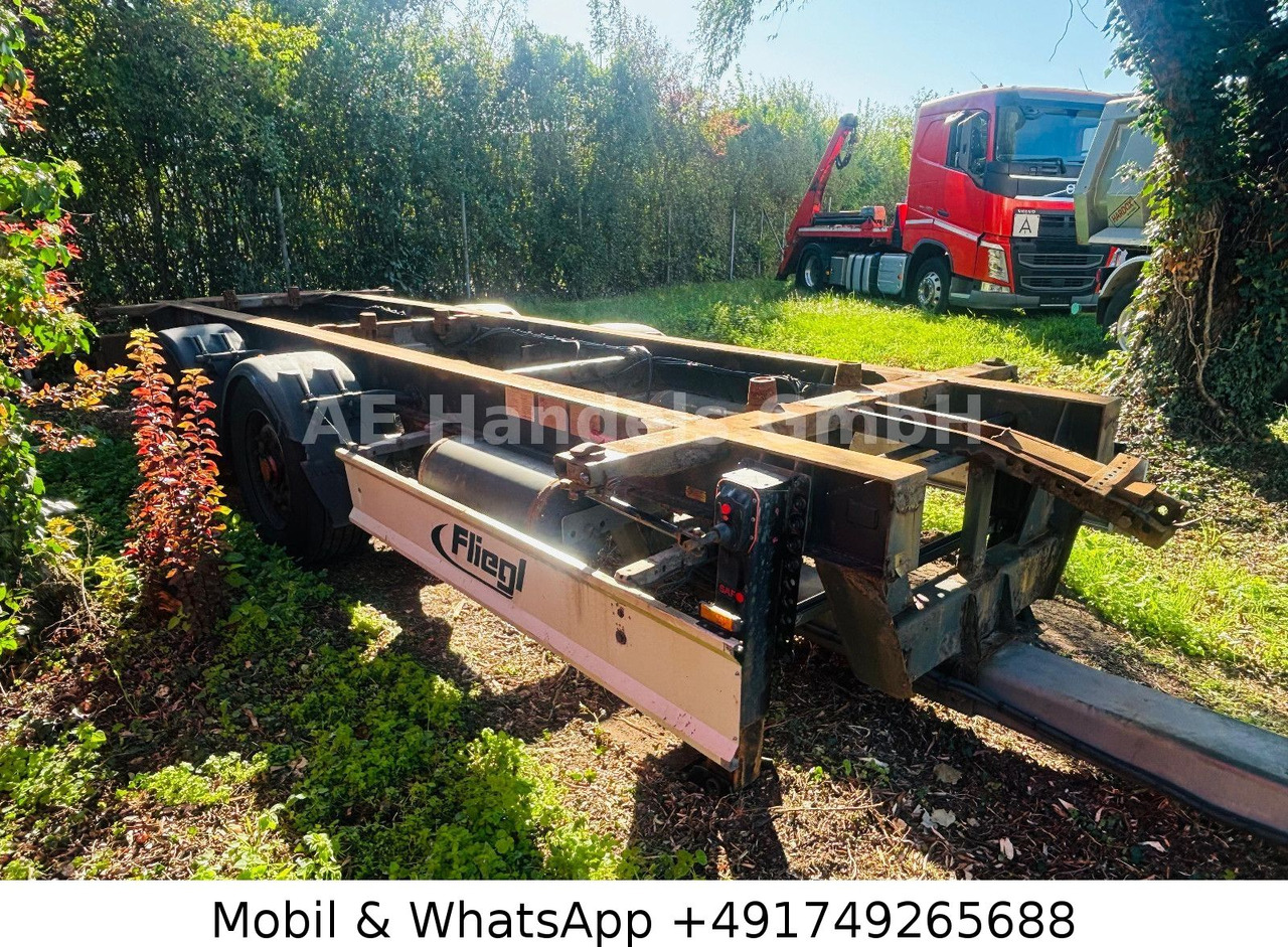 Fliegl TWP 180 Tandem Tiefgekoppelt *BWP/Scheibenbremse - Piekabe noņemamā virsbūve/ Konteineru vedējs: foto 1 Fliegl TWP 180 Tandem Tiefgekoppelt *BWP/Scheibenbremse - Piekabe noņemamā virsbūve/ Konteineru vedējs: foto 1