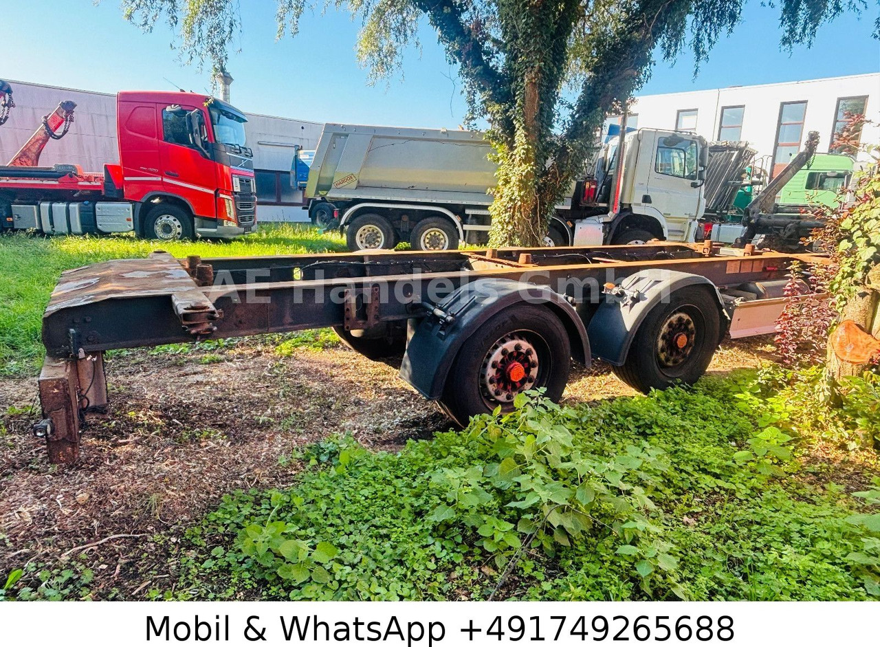 Fliegl TWP 180 Tandem Tiefgekoppelt *BWP/Scheibenbremse - Piekabe noņemamā virsbūve/ Konteineru vedējs: foto 3 Fliegl TWP 180 Tandem Tiefgekoppelt *BWP/Scheibenbremse - Piekabe noņemamā virsbūve/ Konteineru vedējs: foto 3