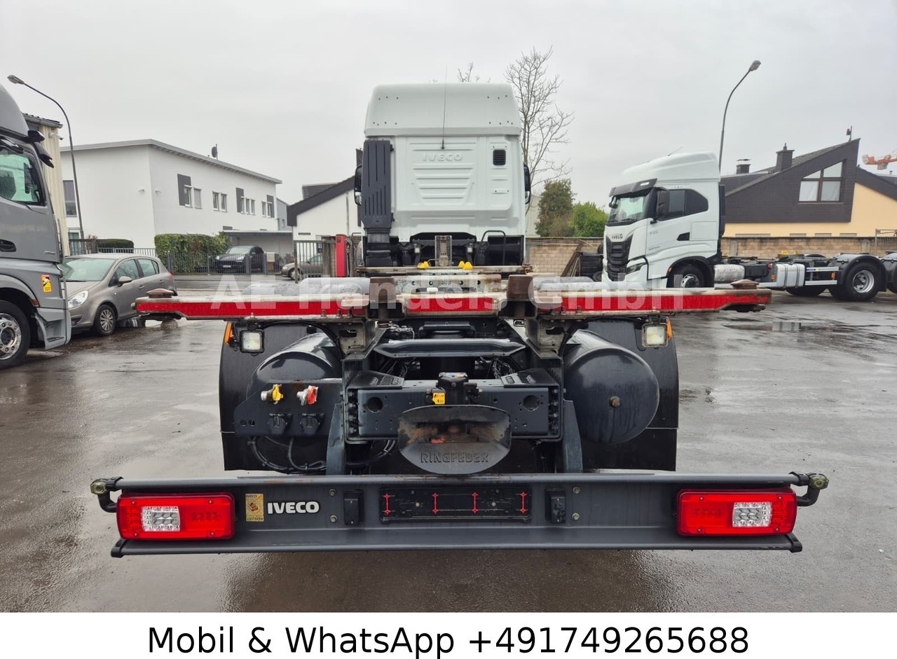 Iveco S-WAY 510 AS LL 6x2 BDF *Retarder/2xTank/AHK/ACC - Konteineru vedējs/ Kravas automašīna ar noņemamā virsbūve: foto 4 Iveco S-WAY 510 AS LL 6x2 BDF *Retarder/2xTank/AHK/ACC - Konteineru vedējs/ Kravas automašīna ar noņemamā virsbūve: foto 4