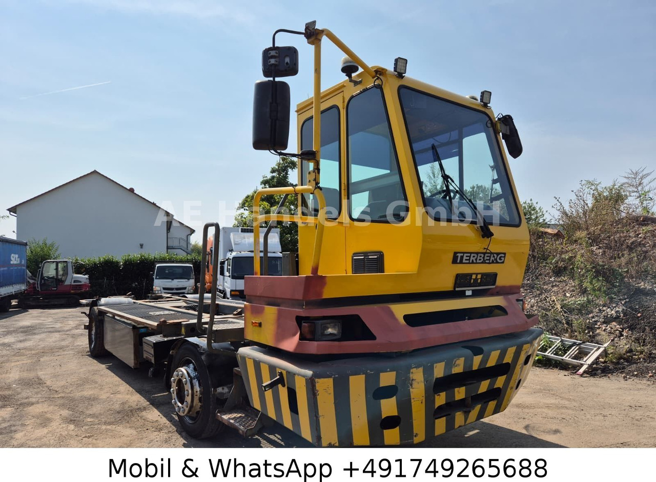 Terberg BC 182 4x2 Rangierfahrzeug *Klima - Kravas automašīna: foto 1 Terberg BC 182 4x2 Rangierfahrzeug *Klima - Kravas automašīna: foto 1