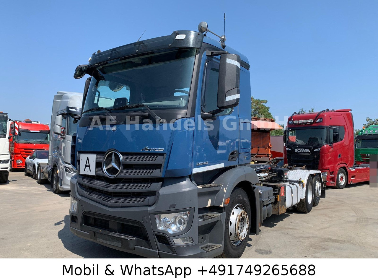 Mercedes-Benz Antos 2542 M LL *Retarder/Hiab-XR21S56/Lenk+Lift - Pacēlājs ar āķi, Kravas auto ar manipulatoru: foto 1 Mercedes-Benz Antos 2542 M LL *Retarder/Hiab-XR21S56/Lenk+Lift - Pacēlājs ar āķi, Kravas auto ar manipulatoru: foto 1