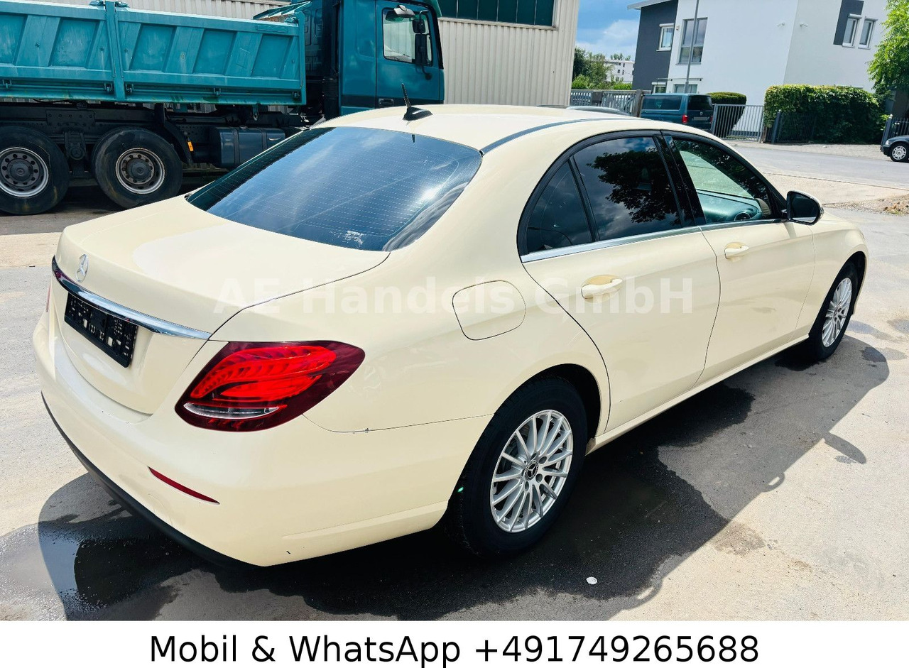Mercedes-Benz E 220 d *Leder / Sitzheizung / Tempomat - Sedans: foto 3 Mercedes-Benz E 220 d *Leder / Sitzheizung / Tempomat - Sedans: foto 3