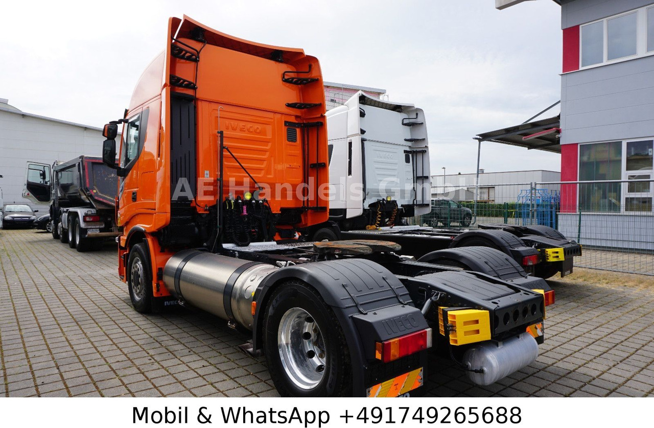 Iveco Stralis NP 400 Hi-Way BL LNG*Retarder/Standklima - Vilcējs: foto 4 Iveco Stralis NP 400 Hi-Way BL LNG*Retarder/Standklima - Vilcējs: foto 4
