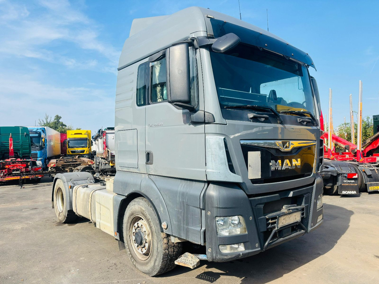MAN TGX 18.500 XLX BL HydroDrive 4x4 *Pritarder/Hydr - Vilcējs: foto 1 MAN TGX 18.500 XLX BL HydroDrive 4x4 *Pritarder/Hydr - Vilcējs: foto 1