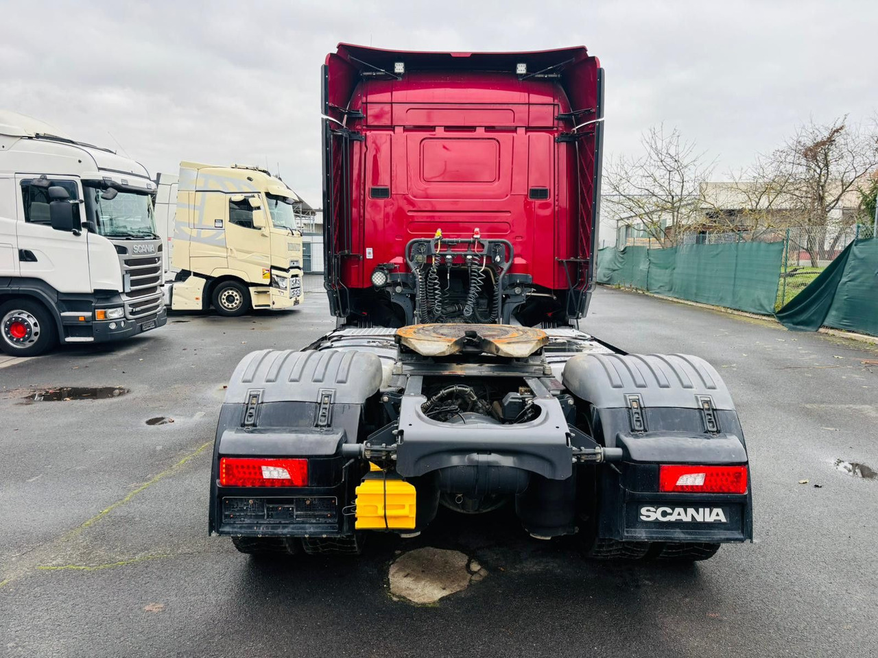 Scania R450 HighLine LL 4x2 *Retarder/Hydr./Standklima - Vilcējs: foto 4 Scania R450 HighLine LL 4x2 *Retarder/Hydr./Standklima - Vilcējs: foto 4