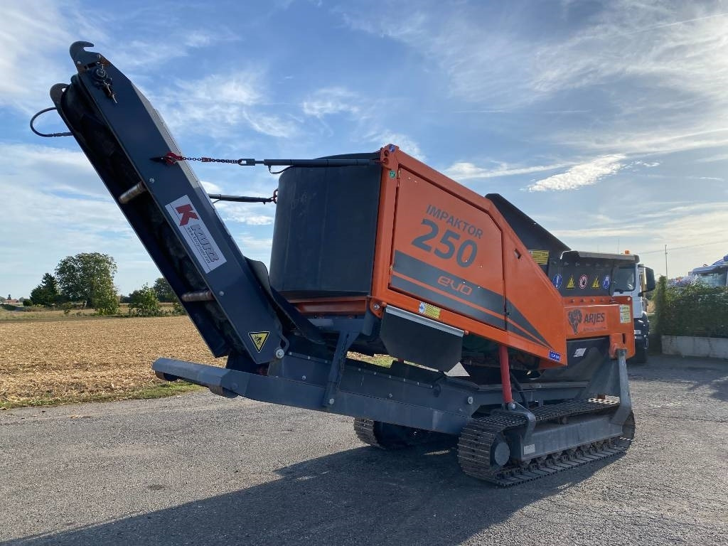 Arjes IMPAKTOR 250 EVOIII Tier3III 1er Main- - Mobilais drupinātājs: foto 4 Arjes IMPAKTOR 250 EVOIII Tier3III 1er Main- - Mobilais drupinātājs: foto 4