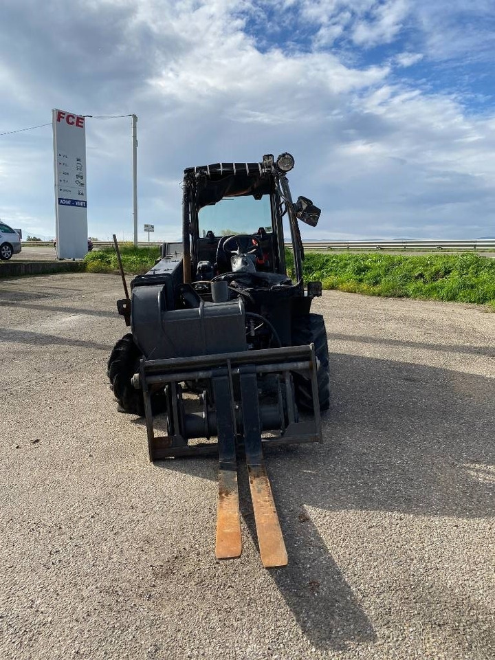 Ausa T 235H /Origine Française avec Certificat CE - Teleskopiskais riteņu iekrāvējs: foto 2 Ausa T 235H /Origine Française avec Certificat CE - Teleskopiskais riteņu iekrāvējs: foto 2