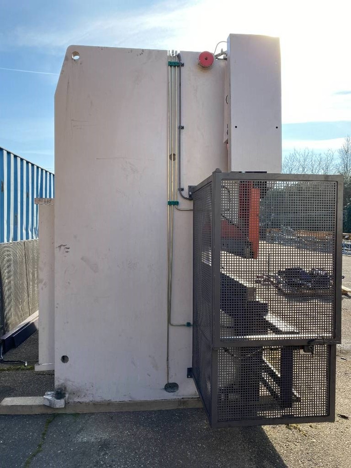 BEYELER Presse/Plieuse PR6 2000KNx4100MM endommagé - Darbagalds: foto 2 BEYELER Presse/Plieuse PR6 2000KNx4100MM endommagé - Darbagalds: foto 2