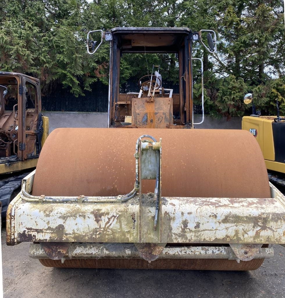 CAT CS-563E Origine Française /Certificat CE endommagé - Veltnis: foto 2 CAT CS-563E Origine Française /Certificat CE endommagé - Veltnis: foto 2