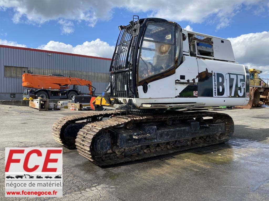 Casagrande B 175 XP 1er Main/Origine Française endommagée - Urbšanas mašīna: foto 1 Casagrande B 175 XP 1er Main/Origine Française endommagée - Urbšanas mašīna: foto 1