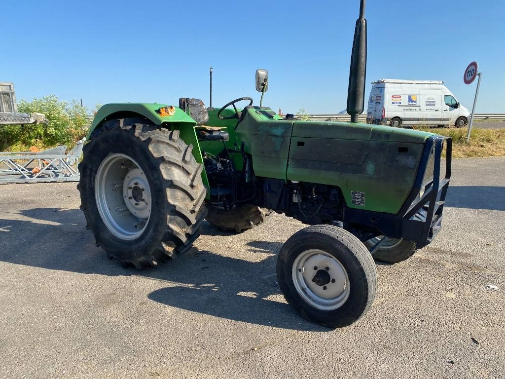 Deutz-fahr DX3.50 Machine d'origine Française - Traktors: foto 3 Deutz-fahr DX3.50 Machine d'origine Française - Traktors: foto 3