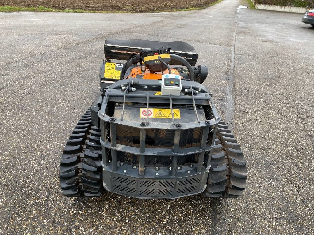 Energreen ENERGREEN ROBOGREEN EVO + HEAD 130 1er Main - Meža mulčeris: foto 5 Energreen ENERGREEN ROBOGREEN EVO + HEAD 130 1er Main - Meža mulčeris: foto 5