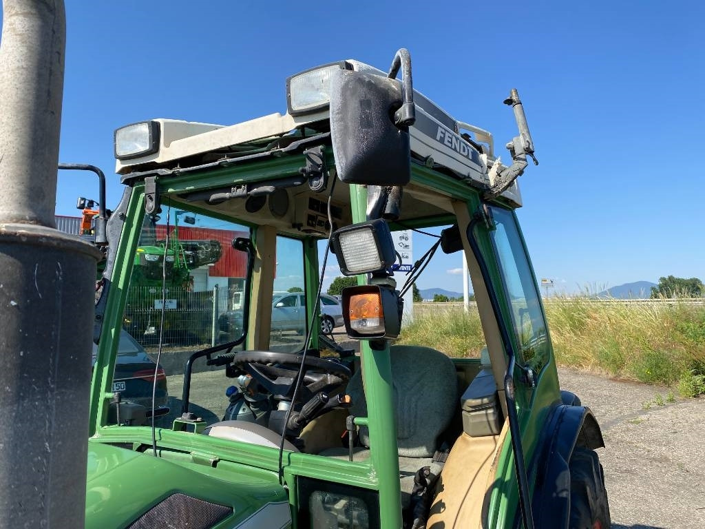 Traktors Fendt 209F Vario TMS 1er Main endommagé: foto 10