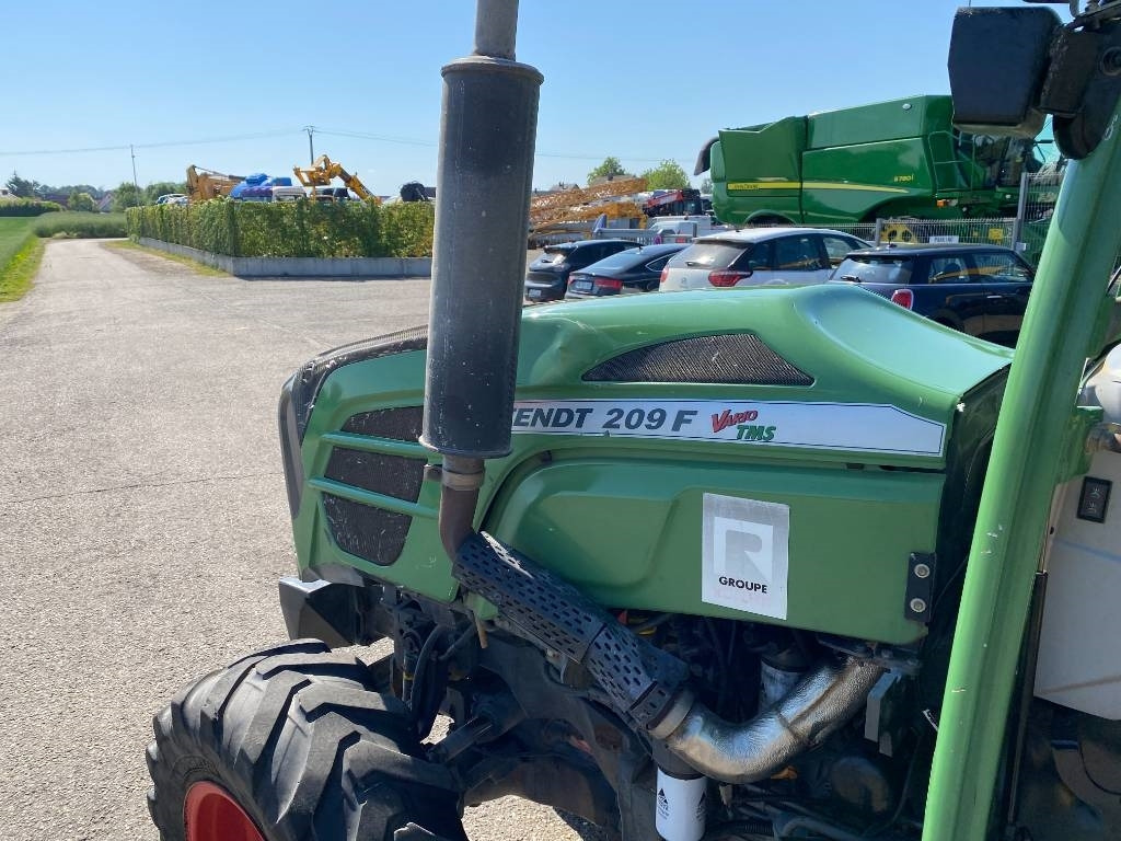 Traktors Fendt 209F Vario TMS 1er Main endommagé: foto 29