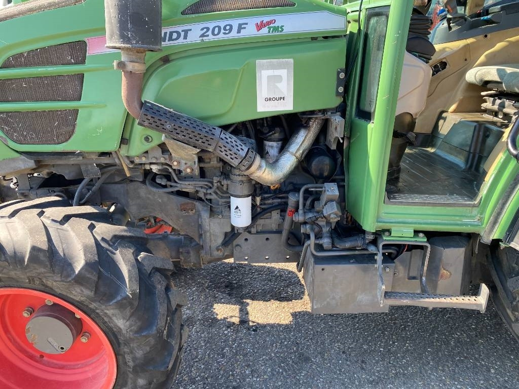 Traktors Fendt 209F Vario TMS 1er Main endommagé: foto 27