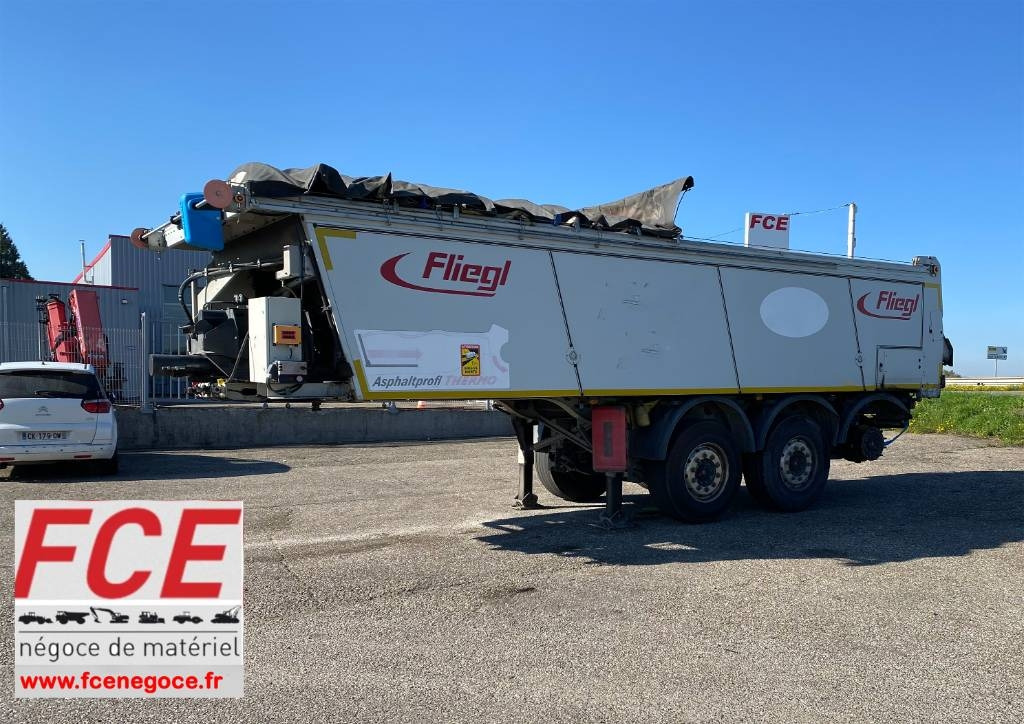 Fliegl THERMO ASS372/Asphalt-Profi endommagée  - Puspiekabe kustīgās grīdas: foto 1 Fliegl THERMO ASS372/Asphalt-Profi endommagée  - Puspiekabe kustīgās grīdas: foto 1