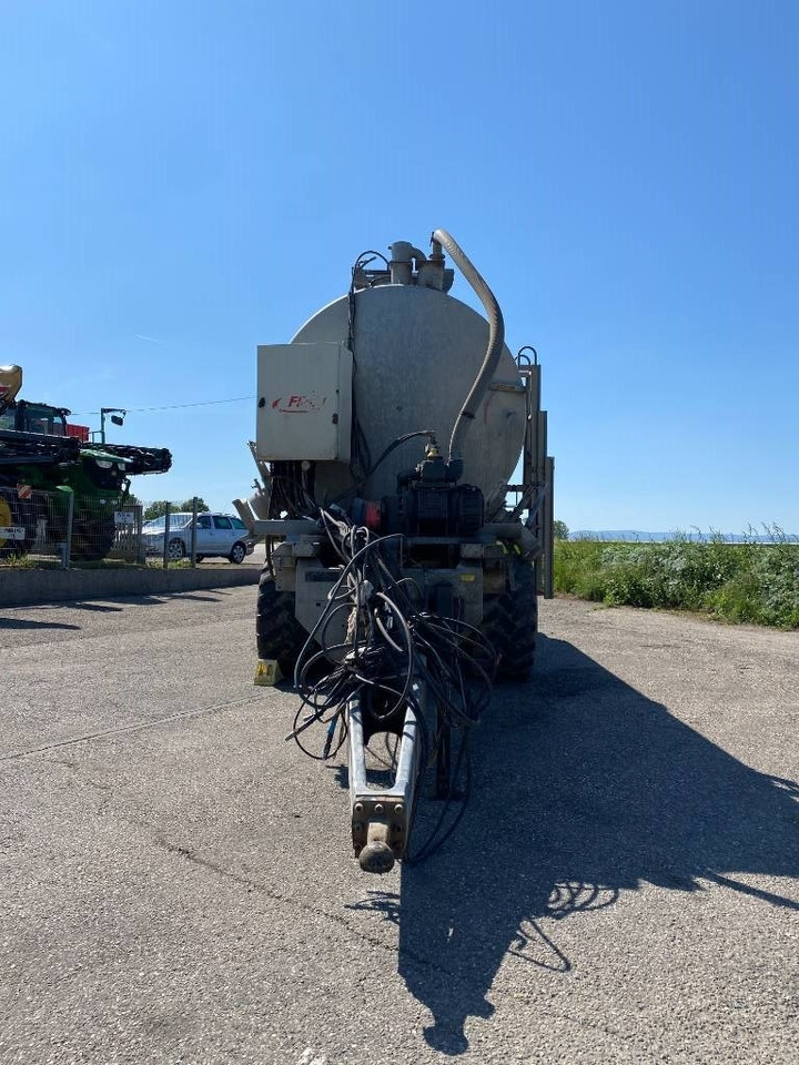 Fliegl WFG10100/Châssis Porteur-Citerne 24000Litres - Šķidrmēslu muca: foto 2 Fliegl WFG10100/Châssis Porteur-Citerne 24000Litres - Šķidrmēslu muca: foto 2