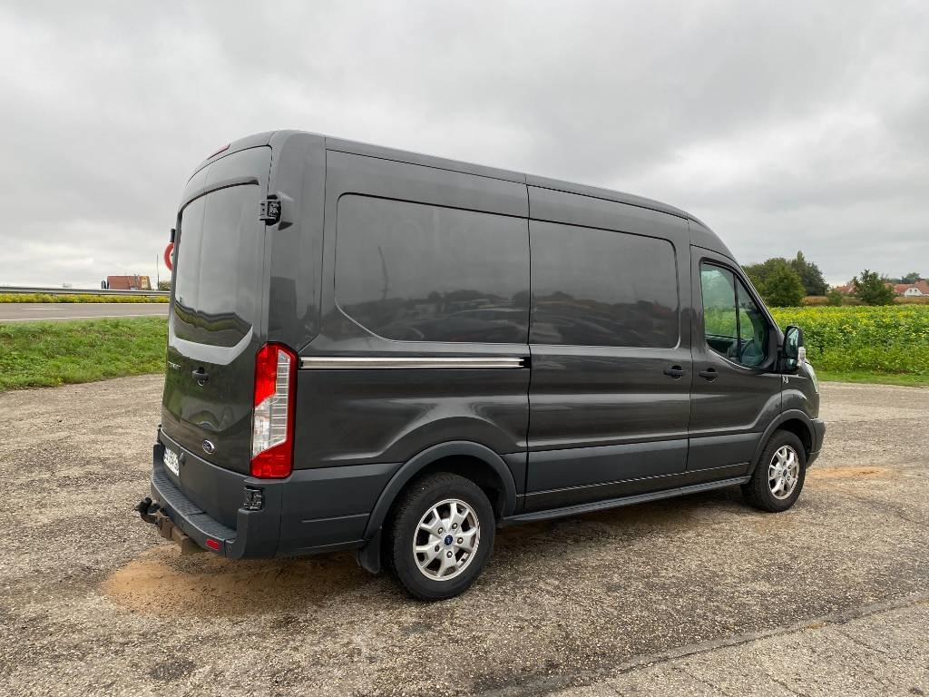 Ford TRANSIT L2H2 2.0 TDCI EcoBlue 130 A Réparer  - Furgons ar slēgtā virsbūve: foto 4 Ford TRANSIT L2H2 2.0 TDCI EcoBlue 130 A Réparer  - Furgons ar slēgtā virsbūve: foto 4