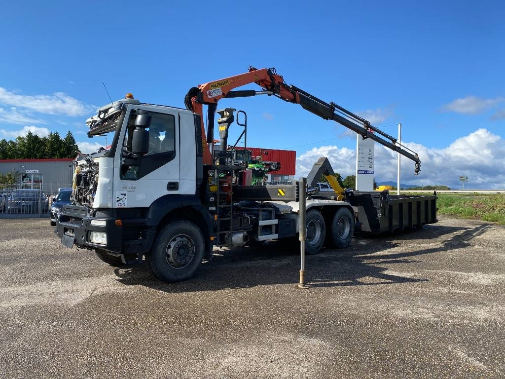 Iveco TRAKKER 410/EEV -PALFINGER PK13001-T18 endommagé - Pacēlājs ar āķi: foto 4 Iveco TRAKKER 410/EEV -PALFINGER PK13001-T18 endommagé - Pacēlājs ar āķi: foto 4