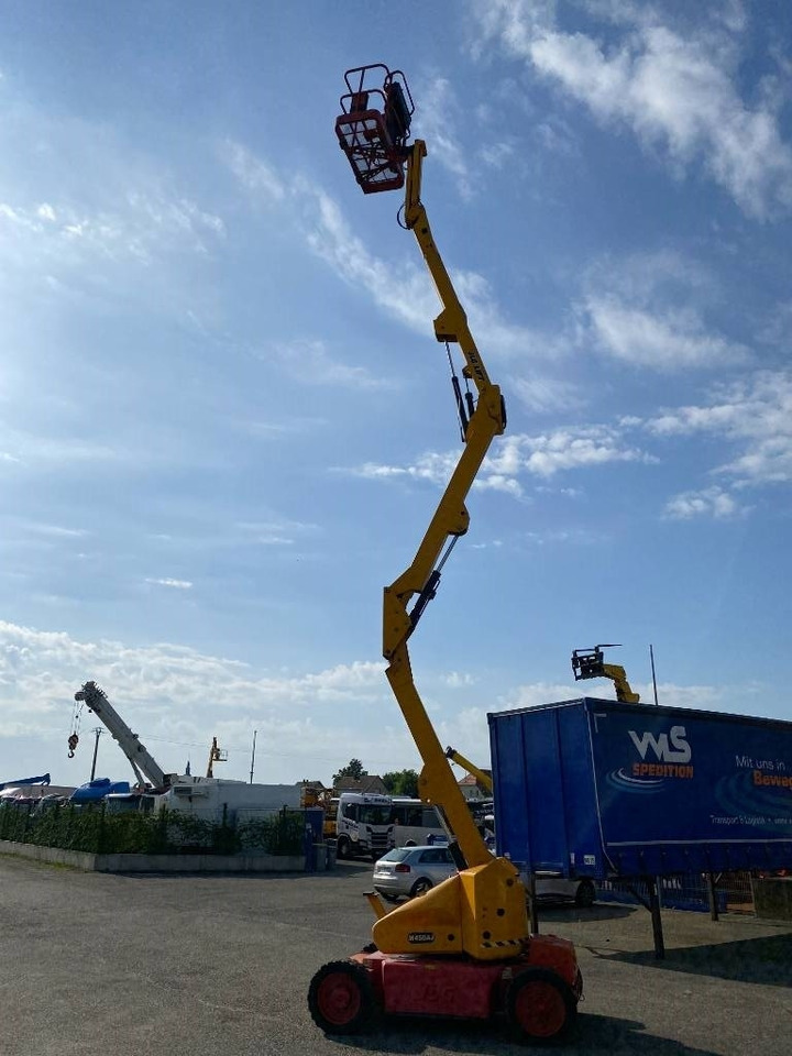 JLG M 450 AJ Hybr. Diesel elc. 15,7m - Izlices pacēlājs: foto 5 JLG M 450 AJ Hybr. Diesel elc. 15,7m - Izlices pacēlājs: foto 5