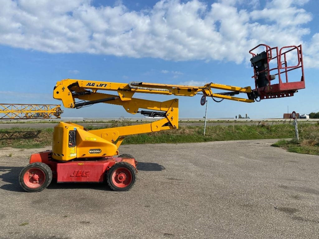 JLG M 450 AJ Hybr. Diesel elc. 15,7m a réparer - Izlices pacēlājs: foto 4 JLG M 450 AJ Hybr. Diesel elc. 15,7m a réparer - Izlices pacēlājs: foto 4