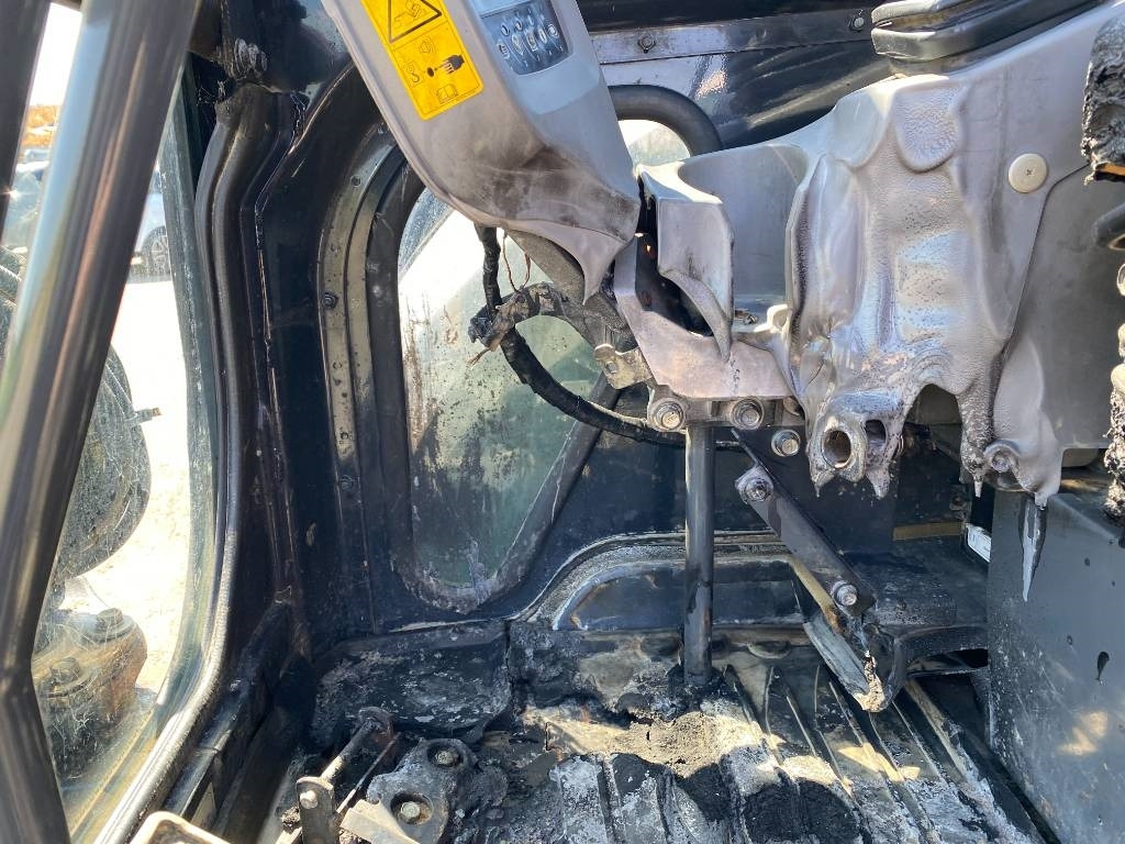 Mini-ekskavators Kubota U55-4 1er Main/Certificat CE endommagée: foto 12