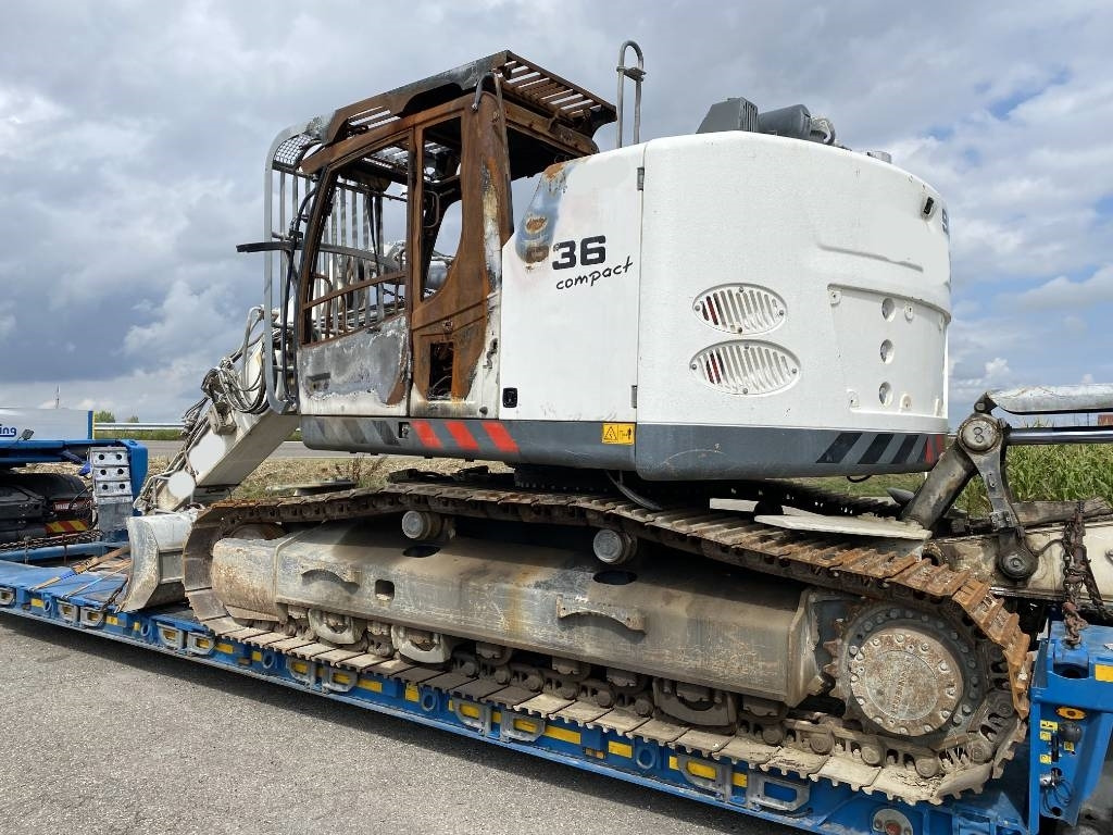 Liebherr R936 COMPACT NLC de 2022 Vente en pièces détachée - Kāpurķēdes - Celtniecības tehnika: foto 2 Liebherr R936 COMPACT NLC de 2022 Vente en pièces détachée - Kāpurķēdes - Celtniecības tehnika: foto 2