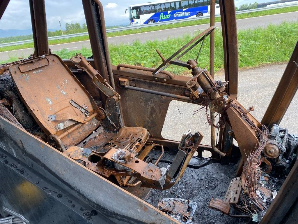 Teleskopiskais iekrāvējs Manitou MRT 2660/360-160Y-ST5/S1 1er Main endommagé: foto 11