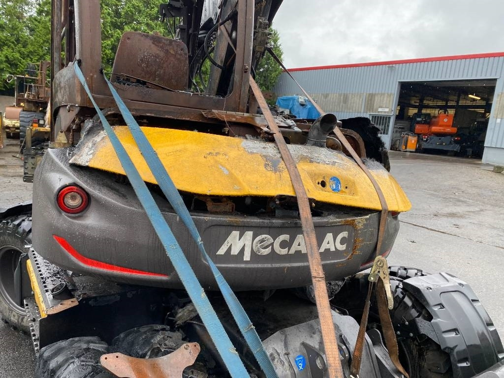 Riteņu ekskavators Mecalac 9 MWR / 1er Main Origine Française endommagée: foto 25