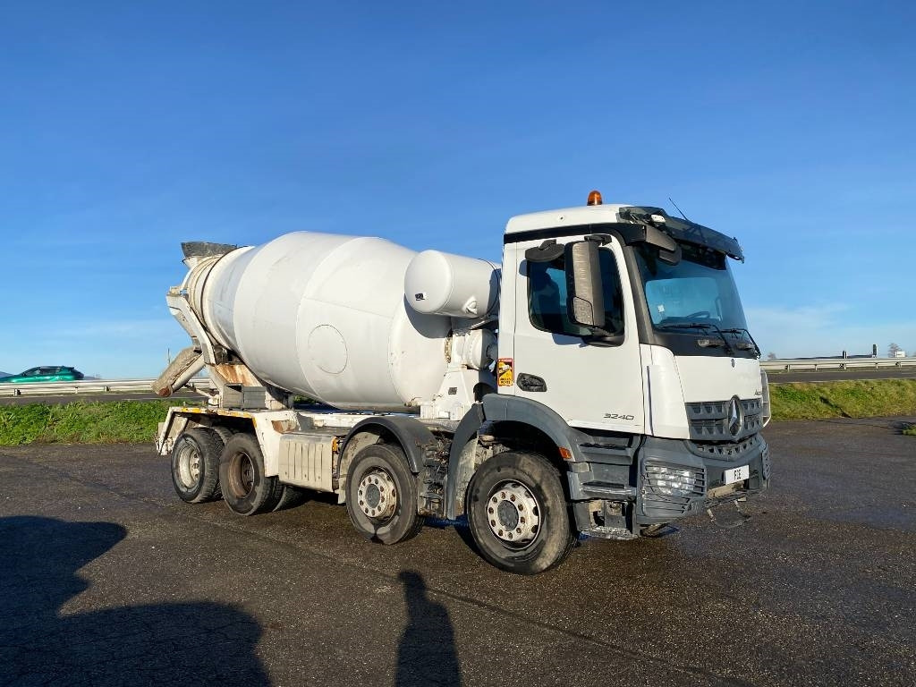 Mercedes-Benz AROCS 3240/EUROMIXBETON 9M3 endommagé - Betonvedējs: foto 3 Mercedes-Benz AROCS 3240/EUROMIXBETON 9M3 endommagé - Betonvedējs: foto 3