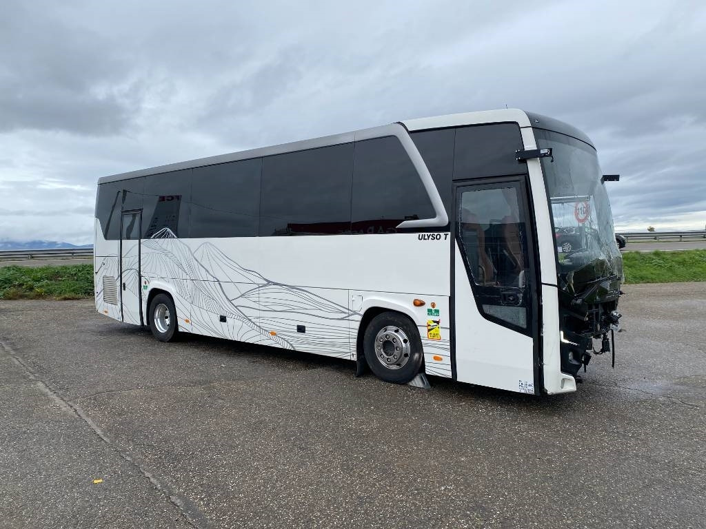Otokar ULYSO-T Cummins e6/316Ps endommagé  - Starppilsētu autobuss: foto 3 Otokar ULYSO-T Cummins e6/316Ps endommagé  - Starppilsētu autobuss: foto 3