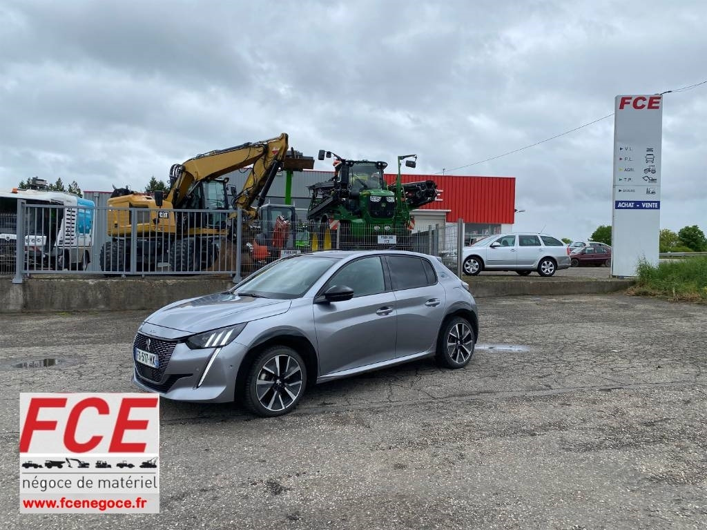 Peugeot e208 136/GT-Line Toit Panoramique 1er Main - Vieglā automašīna: foto 1 Peugeot e208 136/GT-Line Toit Panoramique 1er Main - Vieglā automašīna: foto 1