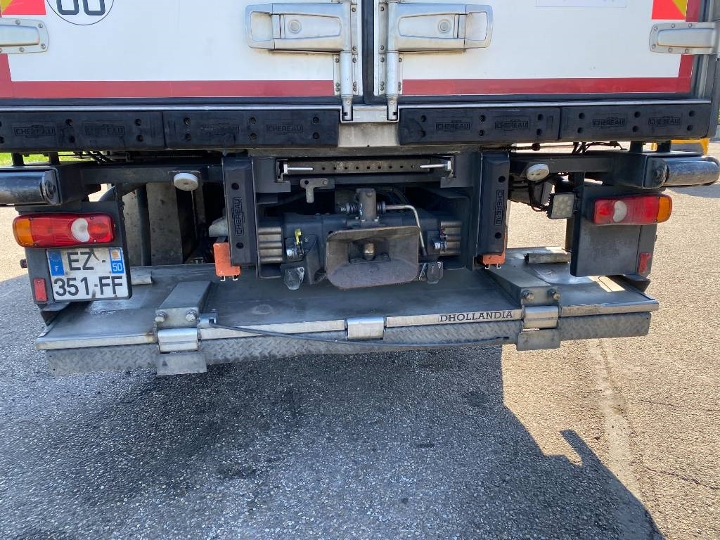 Kravas automašīna refrižerators Renault D-430 WIDE CHEREAU INOGAM/LEVIAND 120 endommagé: foto 39