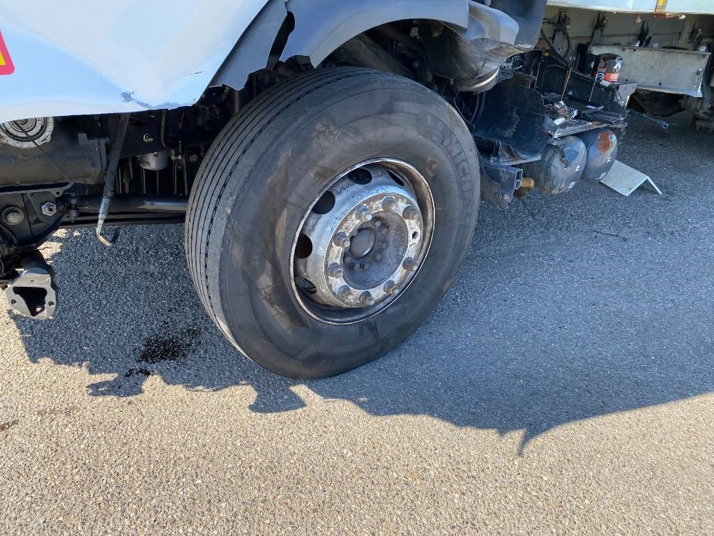 Kravas automašīna refrižerators Renault D-430 WIDE CHEREAU INOGAM/LEVIAND 120 endommagé: foto 25