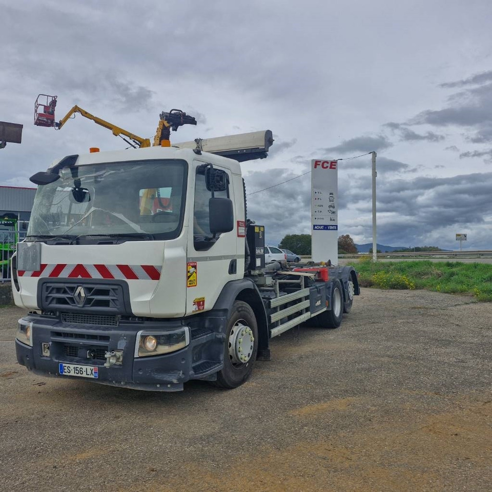 Renault D Wide 380 - Pacēlājs ar āķi: foto 1 Renault D Wide 380 - Pacēlājs ar āķi: foto 1
