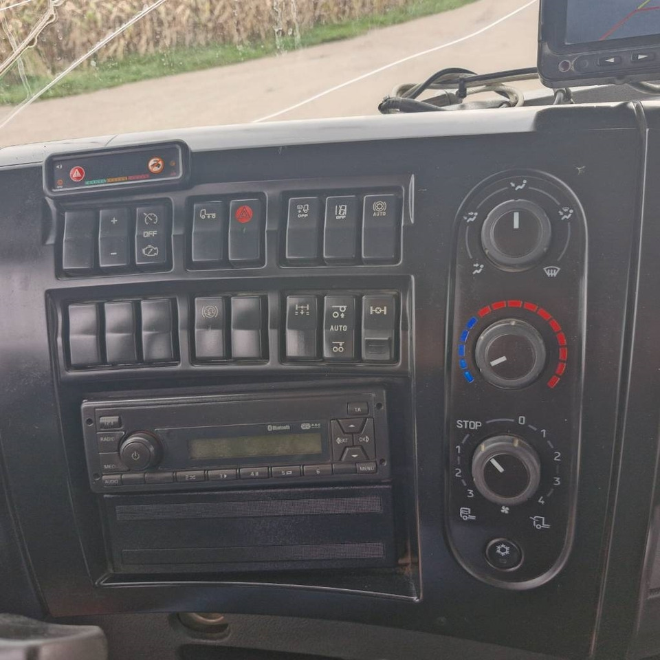 Pacēlājs ar āķi Renault D Wide 380: foto 11
