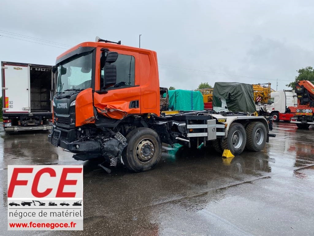 Scania P420 XT-3Pedales / PALFINGER PTH20SLD5 endommagé - Pacēlājs ar āķi: foto 1 Scania P420 XT-3Pedales / PALFINGER PTH20SLD5 endommagé - Pacēlājs ar āķi: foto 1