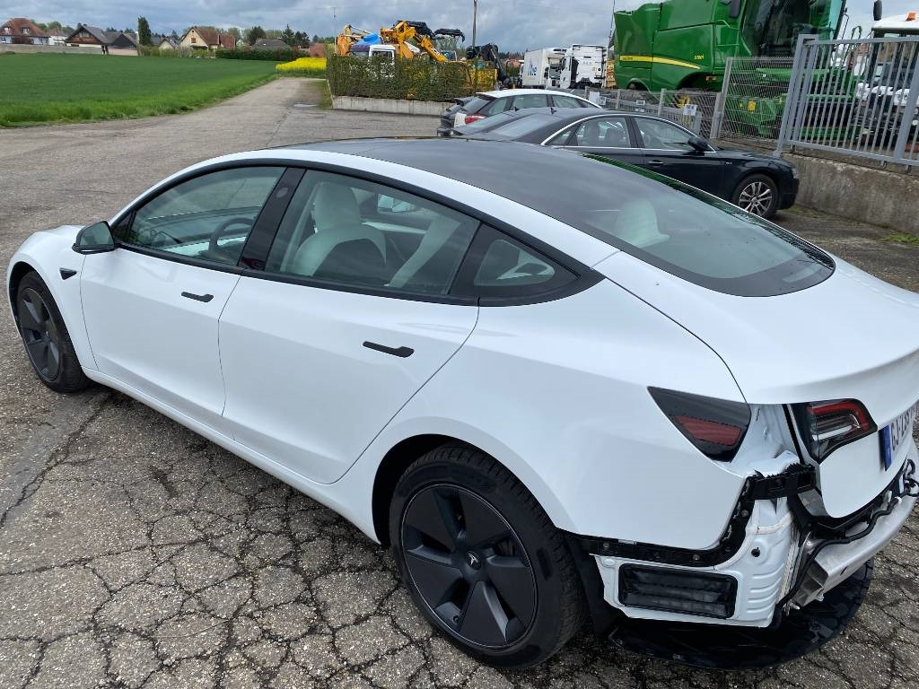 Vieglā automašīna Tesla MODEL 3 5YJ3 - Rwd-Carte Grise Française endommagé: foto 22