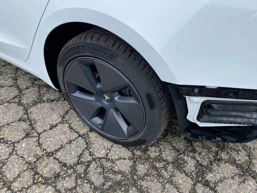 Vieglā automašīna Tesla MODEL 3 5YJ3 - Rwd-Carte Grise Française endommagé: foto 23
