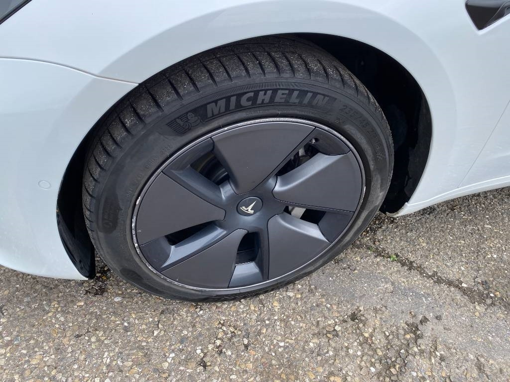 Vieglā automašīna Tesla MODEL 3 5YJ3 - Rwd-Carte Grise Française endommagé: foto 17