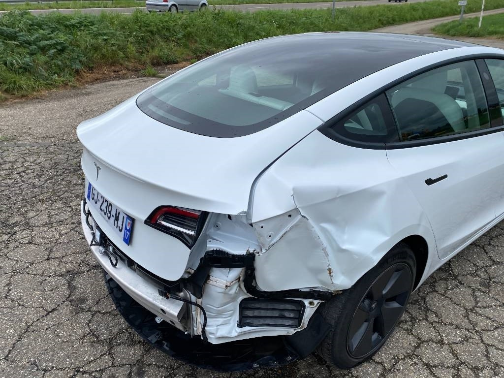 Vieglā automašīna Tesla MODEL 3 5YJ3 - Rwd-Carte Grise Française endommagé: foto 33