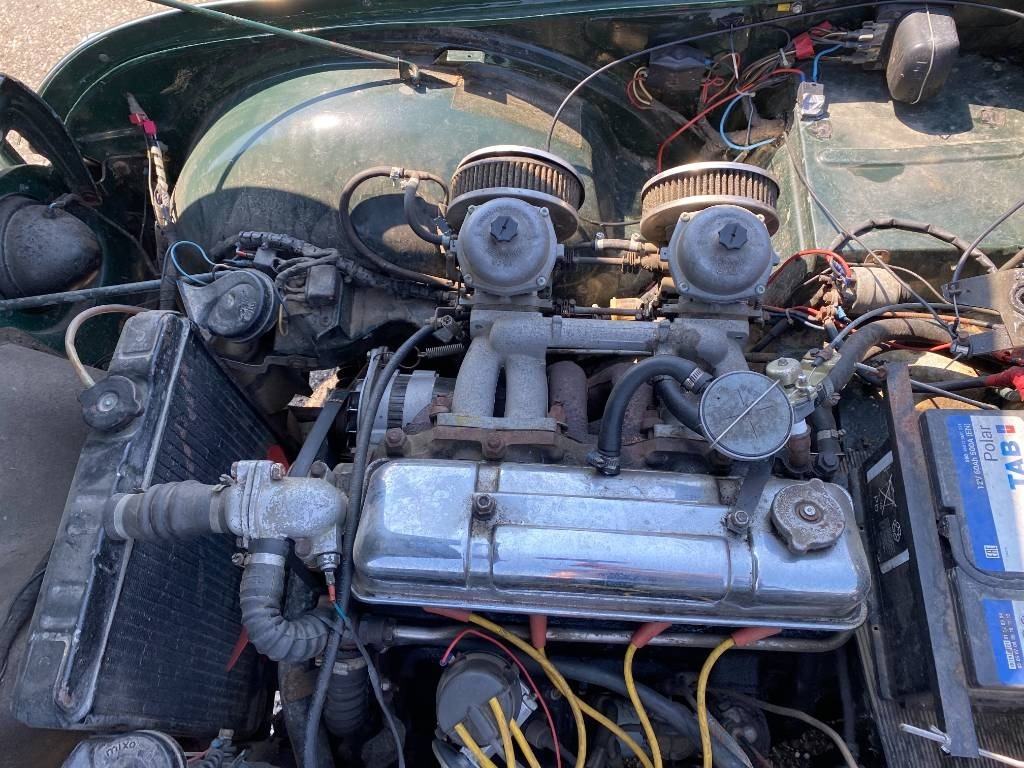 Vieglā automašīna Triumph TR4-A + Hard Top / OldTimer endommagé: foto 13