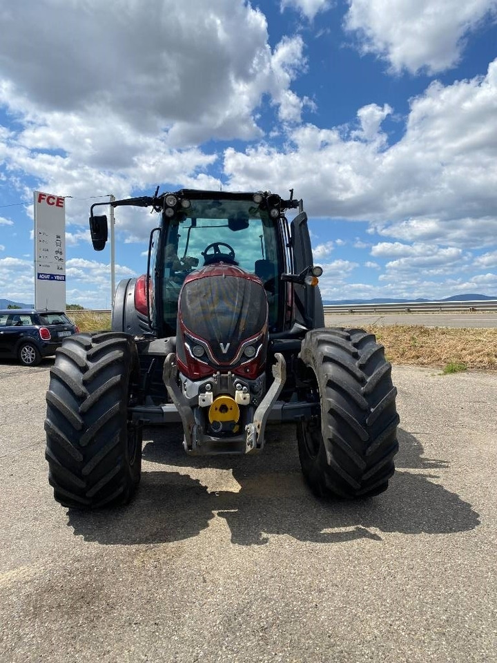 Valtra N 175 / DIRECT Variation Continue endommagé - Traktors: foto 2 Valtra N 175 / DIRECT Variation Continue endommagé - Traktors: foto 2