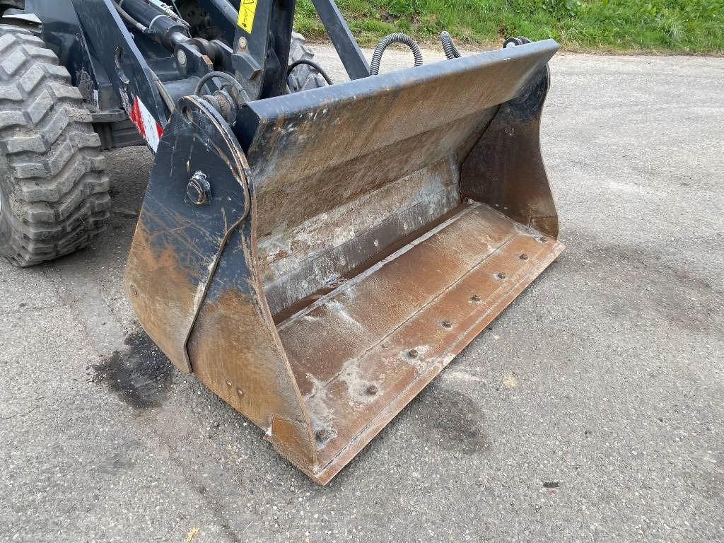 Riteņu iekrāvējs Yanmar V 100 / Certificat CE endommagée: foto 9