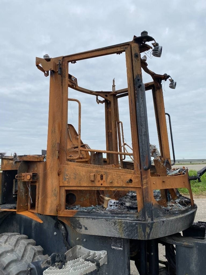 Riteņu iekrāvējs Yanmar V 100 / Certificat CE endommagée: foto 40