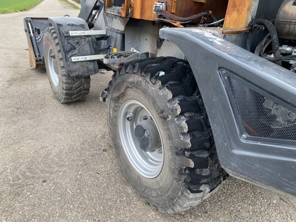 Riteņu iekrāvējs Yanmar V 100 / Certificat CE endommagée: foto 25