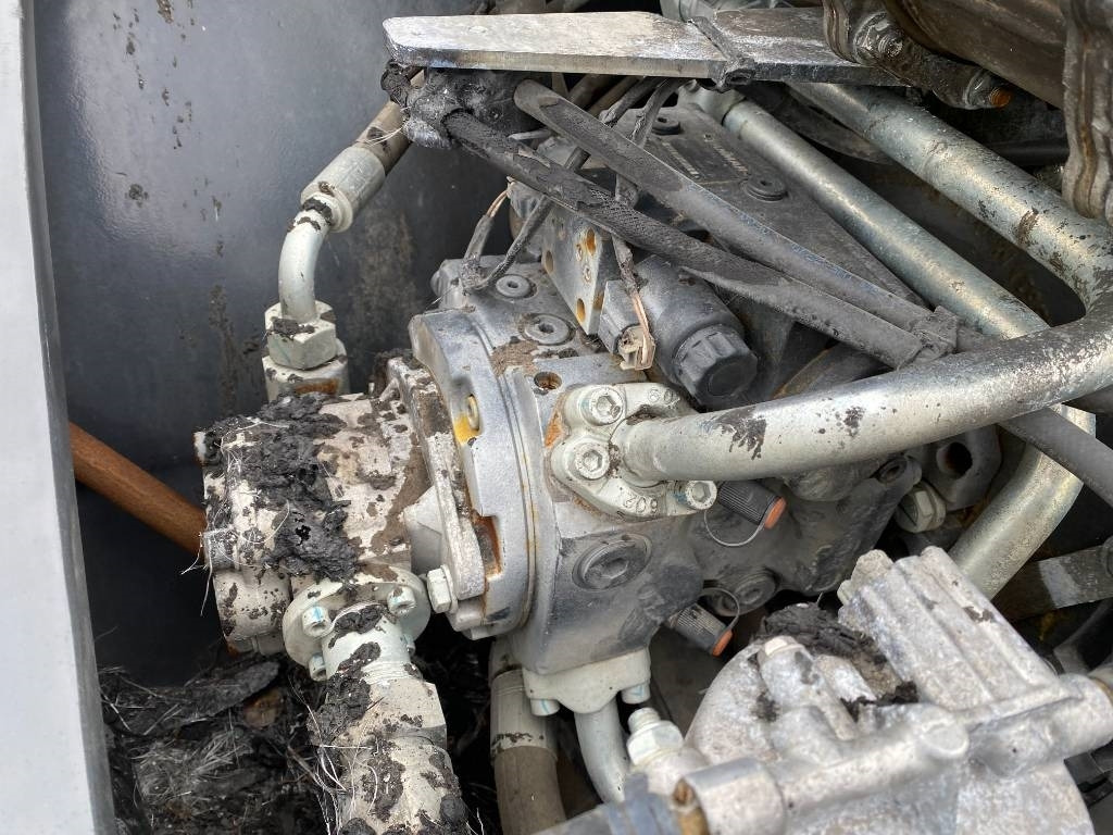 Riteņu iekrāvējs Yanmar V 100 / Certificat CE endommagée: foto 31