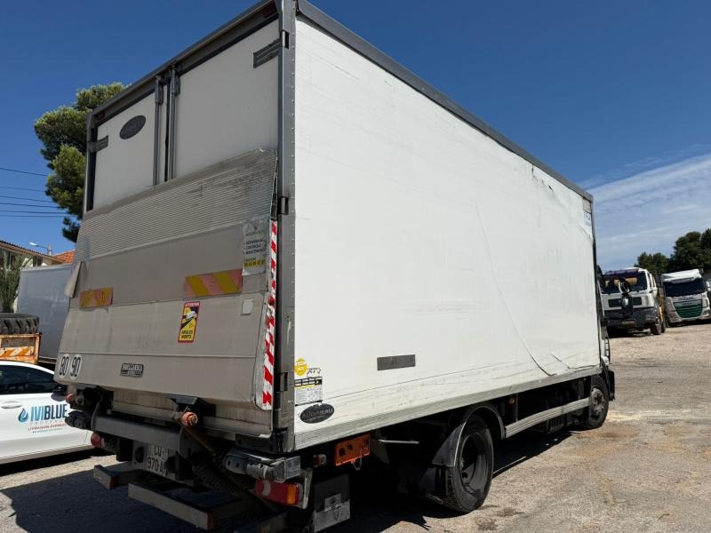 Iveco 120E22 EEV - Kravas automašīna refrižerators: foto 4 Iveco 120E22 EEV - Kravas automašīna refrižerators: foto 4
