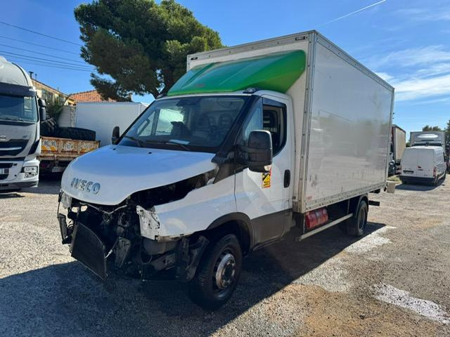 Iveco 70C180 CAISSE HAYON - Furgons ar slēgtā virsbūve: foto 1 Iveco 70C180 CAISSE HAYON - Furgons ar slēgtā virsbūve: foto 1