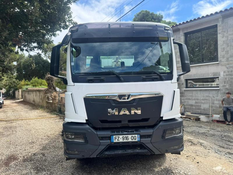 MAN TGS 18.360. 4X4 - Pacēlājs ar āķi: foto 2 MAN TGS 18.360. 4X4 - Pacēlājs ar āķi: foto 2